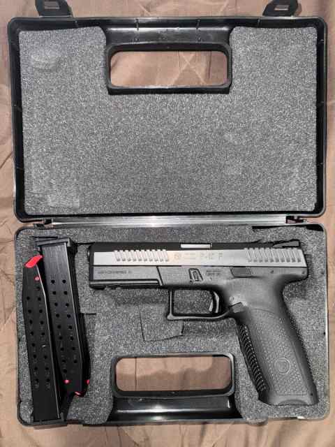 CZ P10F