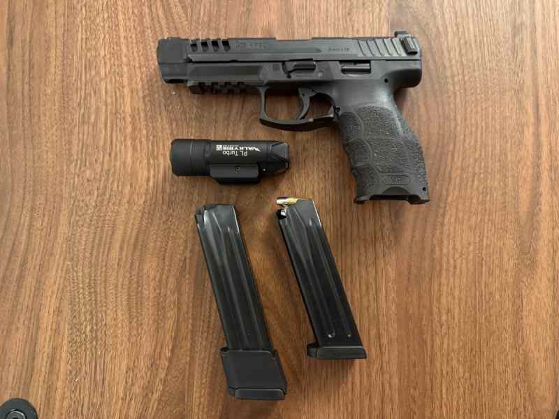 HK VP9L with OLIGHT PL Turbo Light