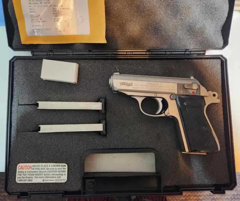 Walther PPKs